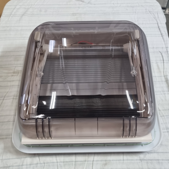 DRV Roof Vent/Skylight - 400 x 400 (crystal) - Image 6